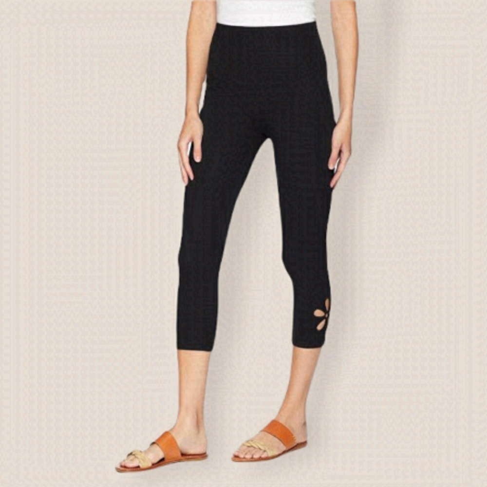Yummie Stretchy Flower Cut-Out Leggings